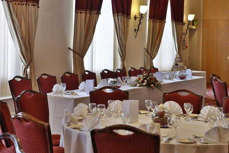 The Three Swans Hotel, Market Harborough, Leicestershire