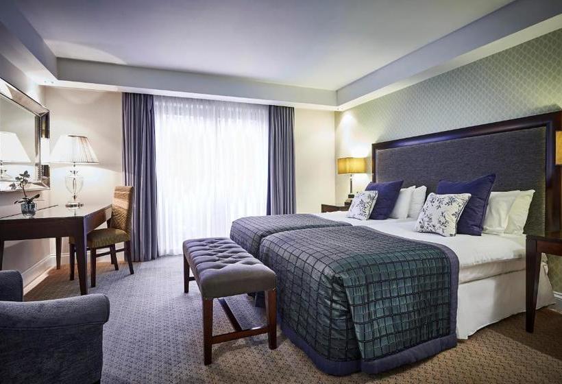 Wrightington Hotel & Health Club