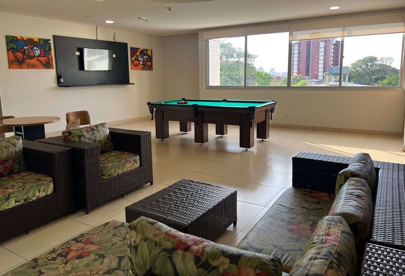 ホテル Wyndham Golden Foz Suites