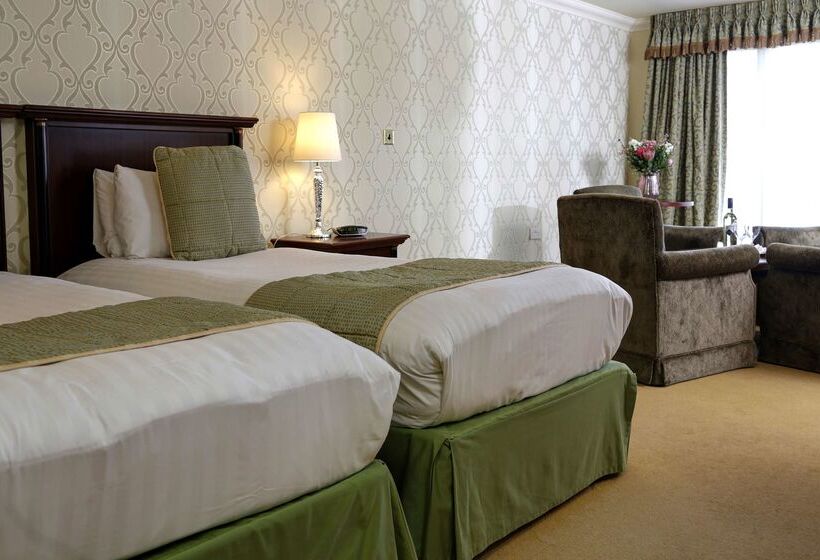 Kings Lynn Knights Hill Hotel & Spa, Bw Signature Collection