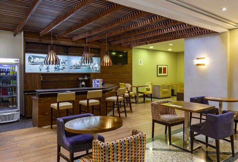 Mercure Curitiba Golden