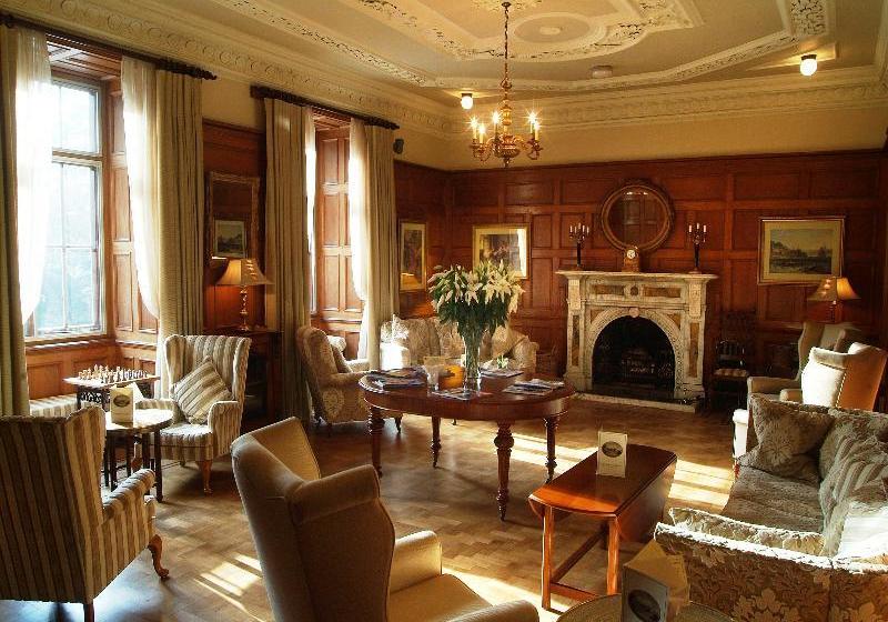 Buckland Tout-Saints Hotel