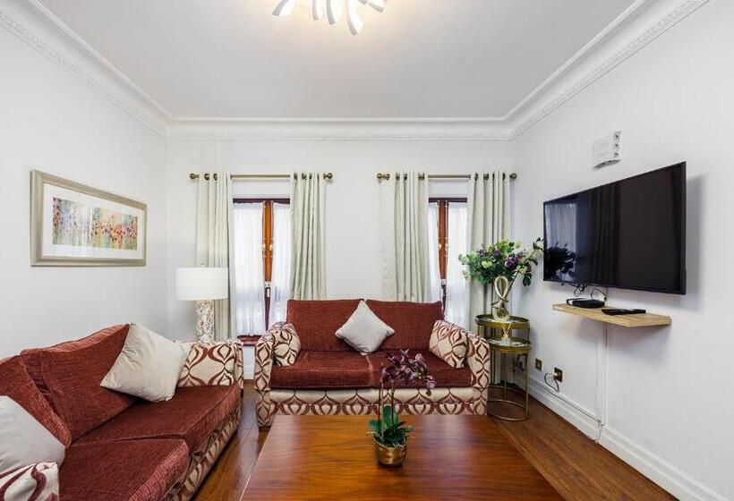 Carlton Court Mayfair