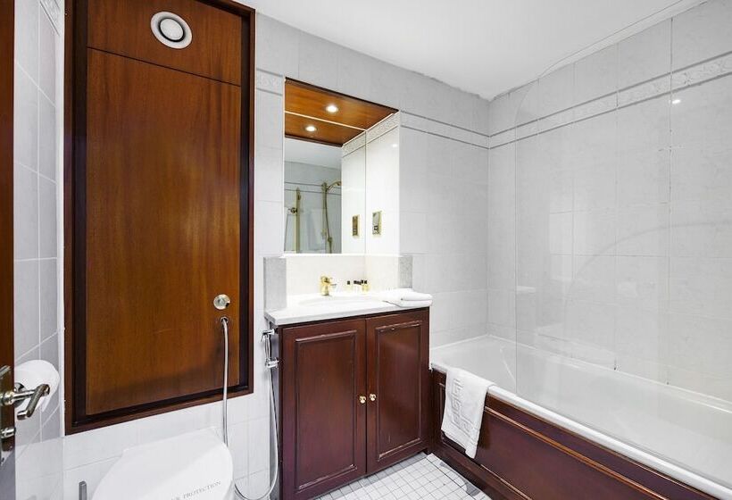 Carlton Court Mayfair