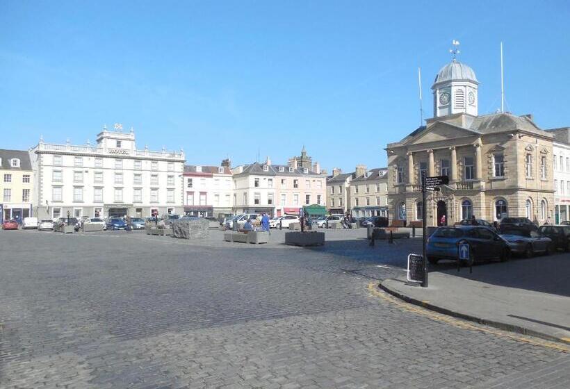 Cross Keys Hotel, Kelso
