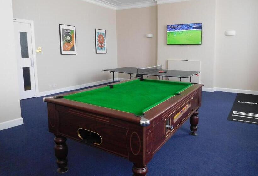 Cross Keys Hotel, Kelso