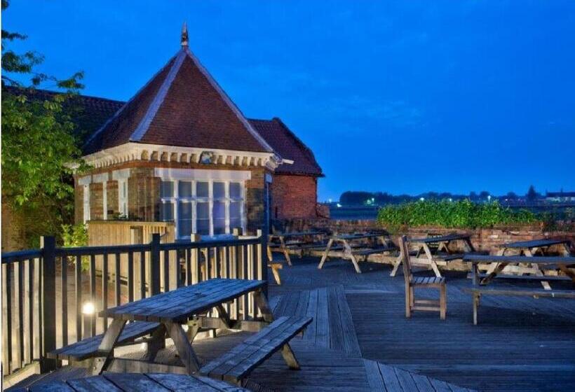 Globe Hotel Wetherspoon