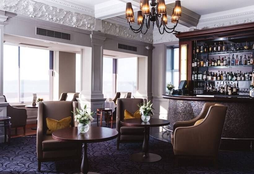 Grand Jersey Hotel And Spa