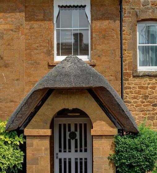 בית מלון כפרי Banbury Wroxton House