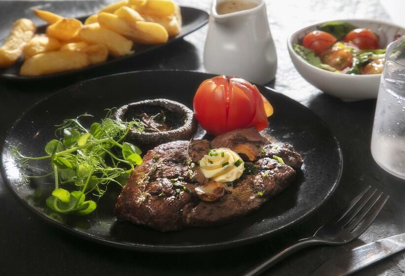 Best Western Premier Heronston Hotel & Spa