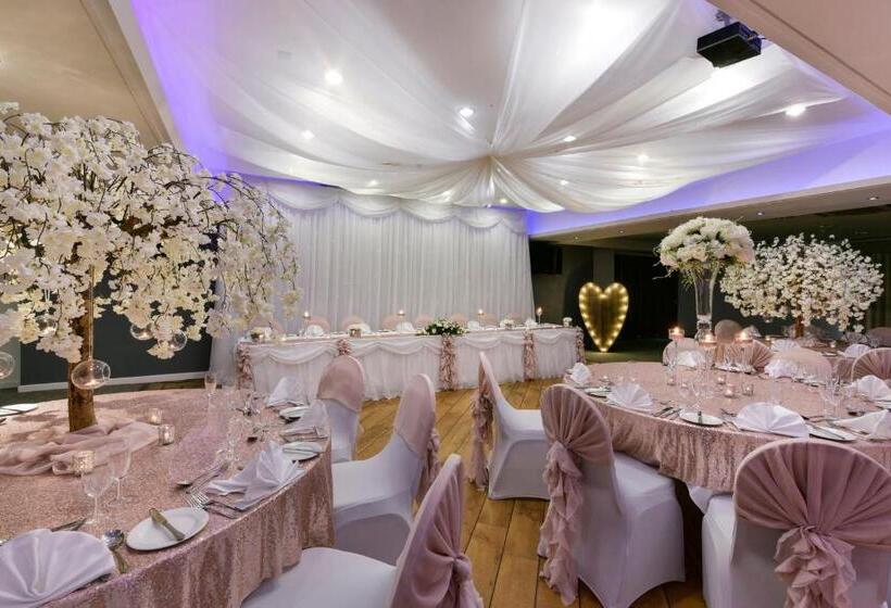 ホテル Holiday Inn Manchester Oldham, An Ihg