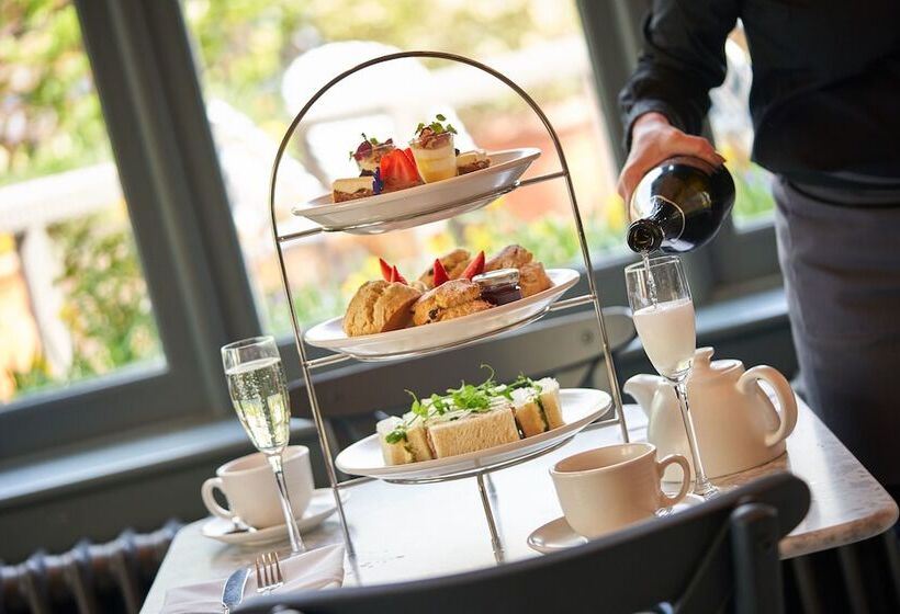 Best Western Plus The Connaught Hotel And Spa