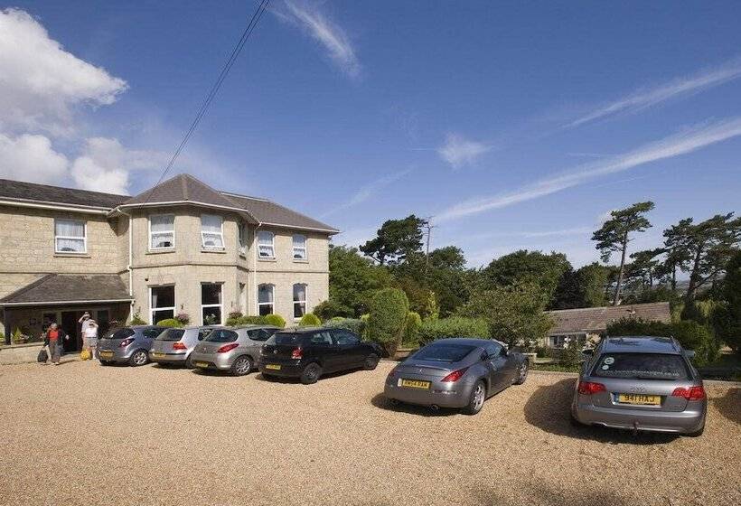 בית מלון כפרי Bourne Hall Country