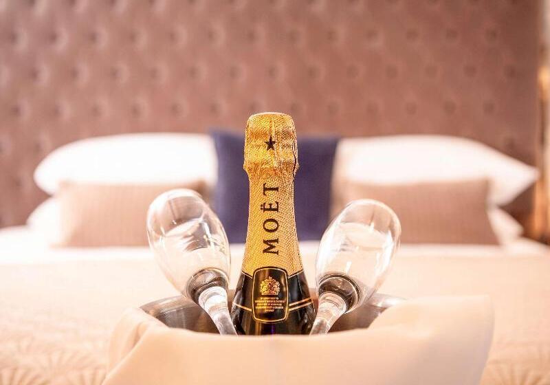 Отель Bredbury Hall