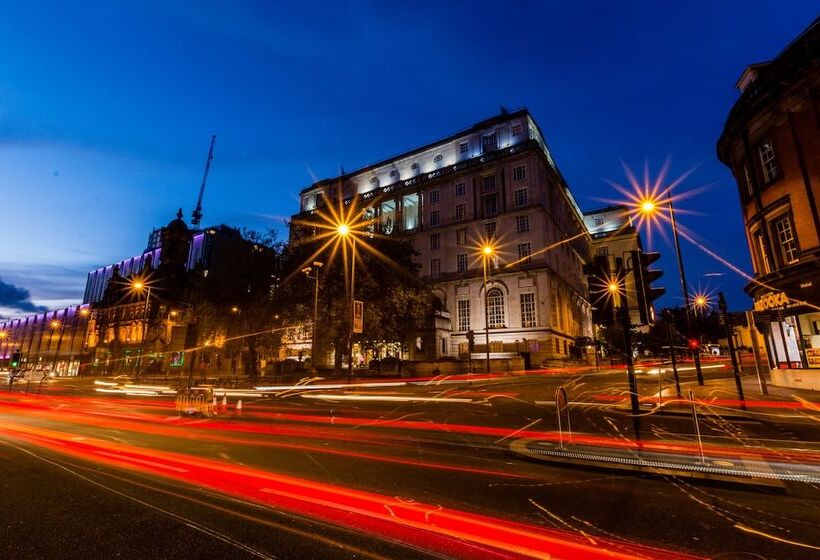 בית מלון כפרי Adelphi