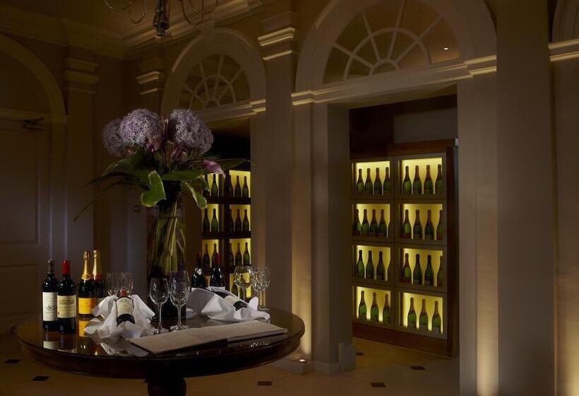 酒店 Brockencote Hall