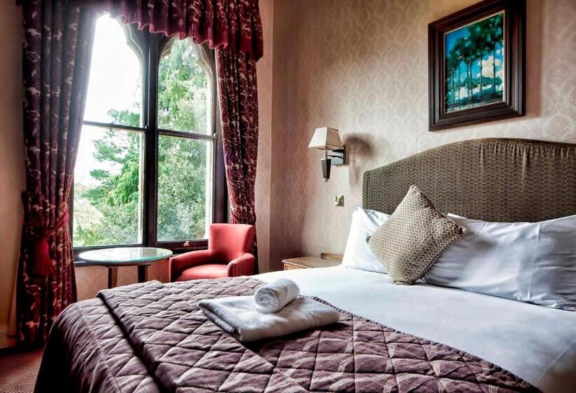 Отель Brownsover Hall