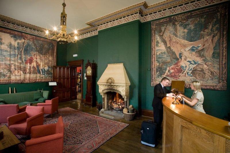 Отель Brownsover Hall