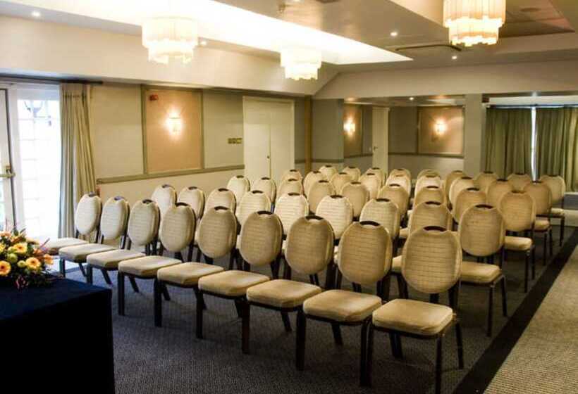 Buchanan Arms Hotel & Leisure, Sure Hotel Collection