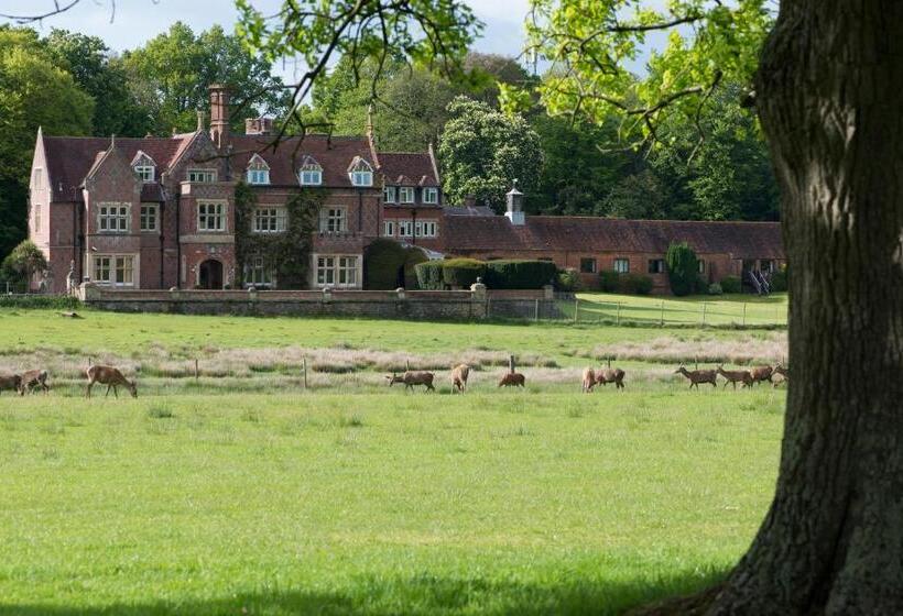 בית מלון כפרי Burley Manor