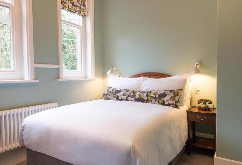 בית מלון כפרי Burley Manor