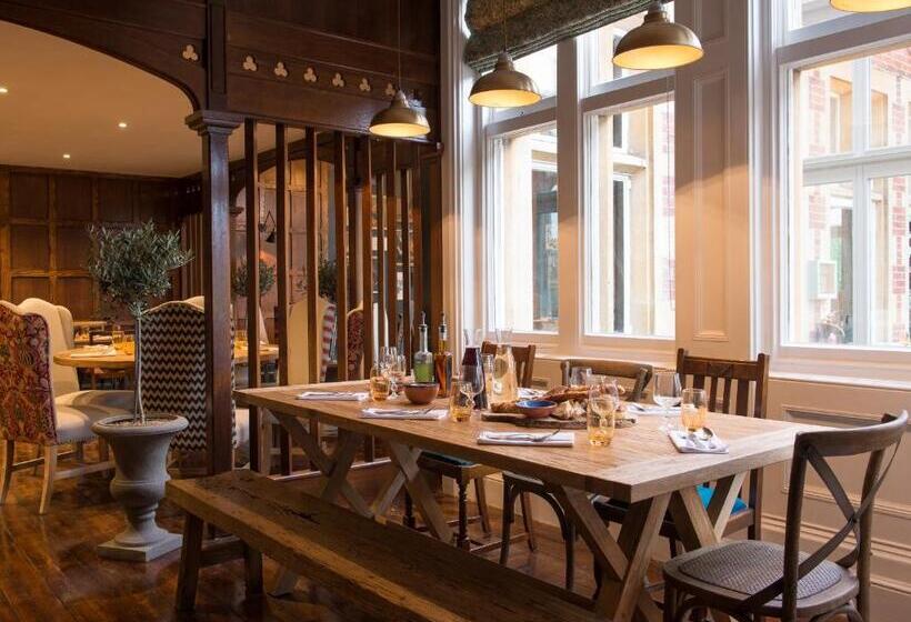 בית מלון כפרי Burley Manor