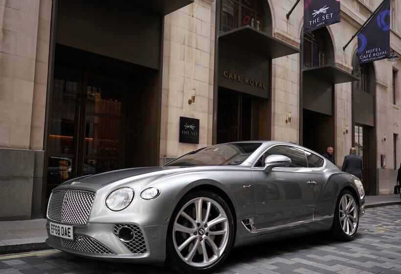 Отель Cafe Royal