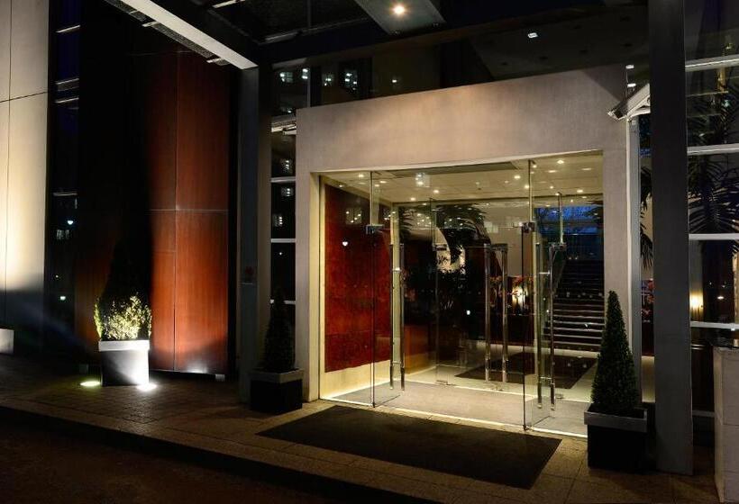 فندق Canary Riverside Plaza