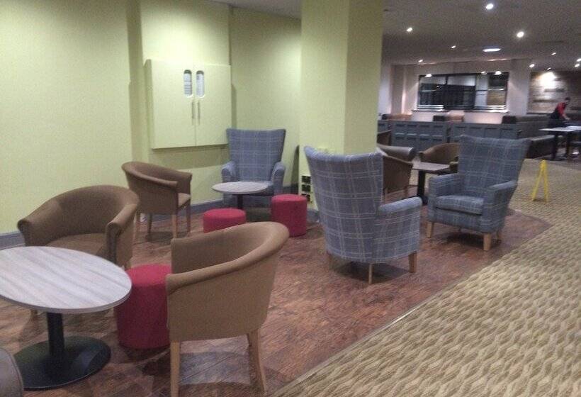 בית מלון כפרי Castlefield