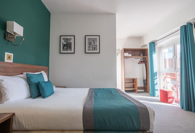 בית מלון כפרי Castlefield