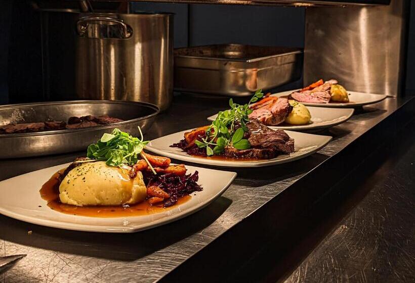 Celebrity Bournemouth East Cliff By Villare Hotels