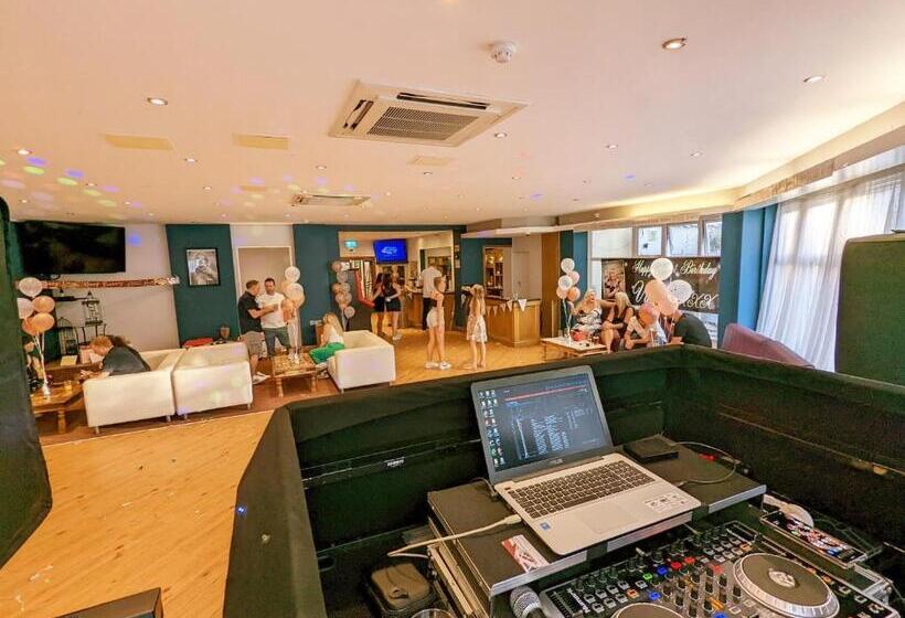 Celebrity Bournemouth East Cliff By Villare Hotels