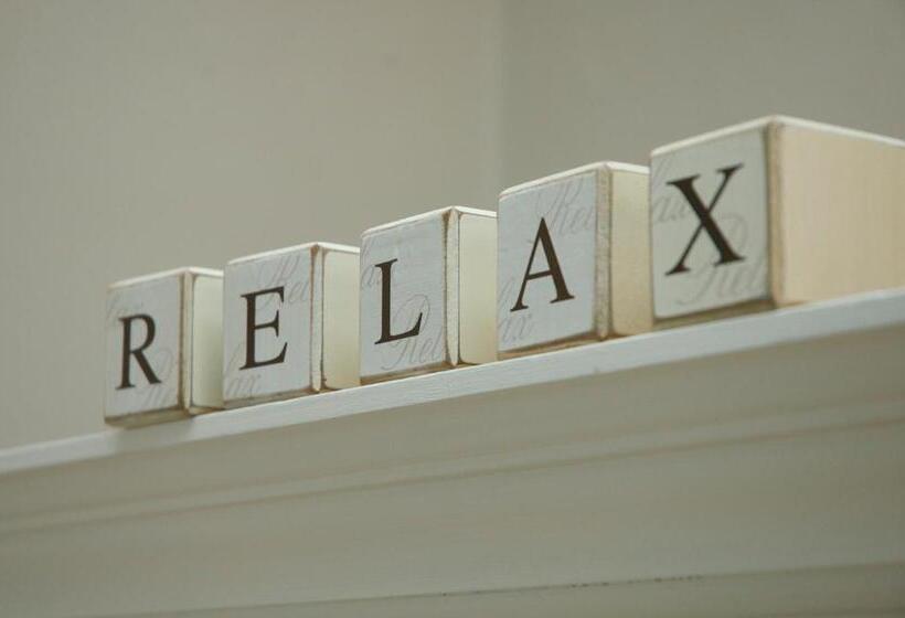 酒店 Charles Cotton