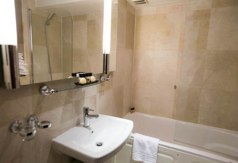 Cheshire Hotel Central London