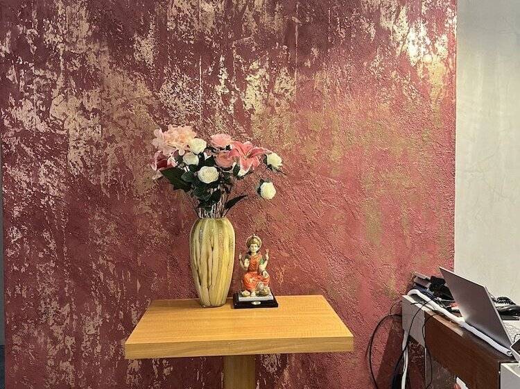 Cheshire Hotel Central London