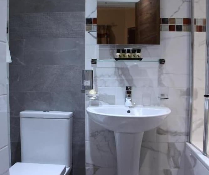 Cheshire Hotel Central London