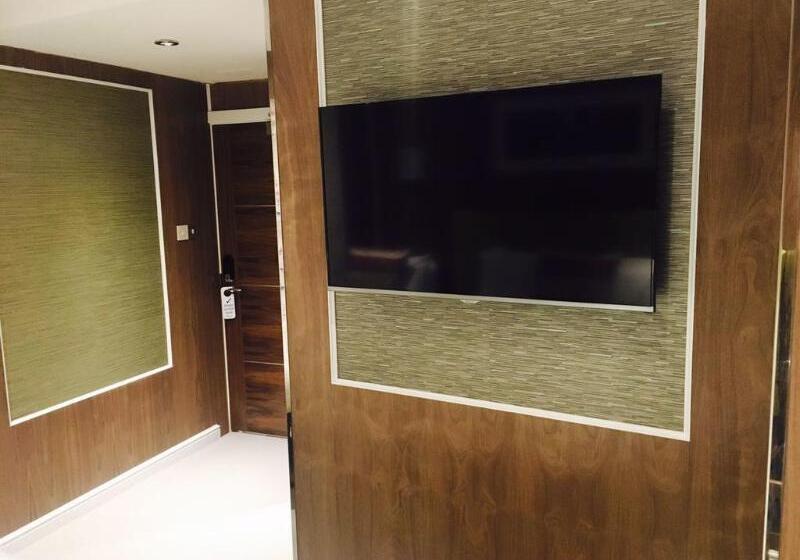 Cheshire Hotel Central London