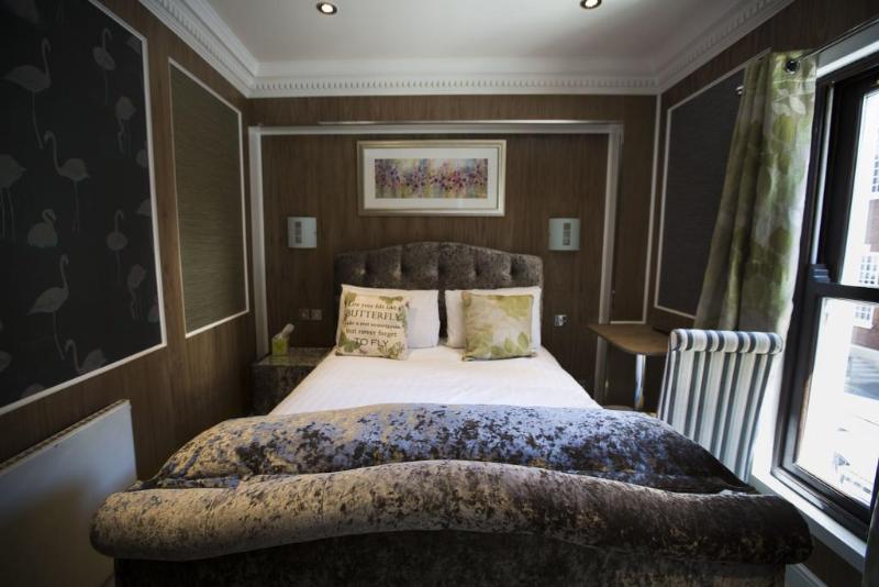 Cheshire Hotel Central London