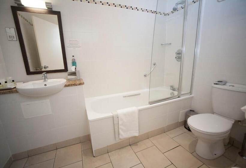 هتل Buckerell Lodge