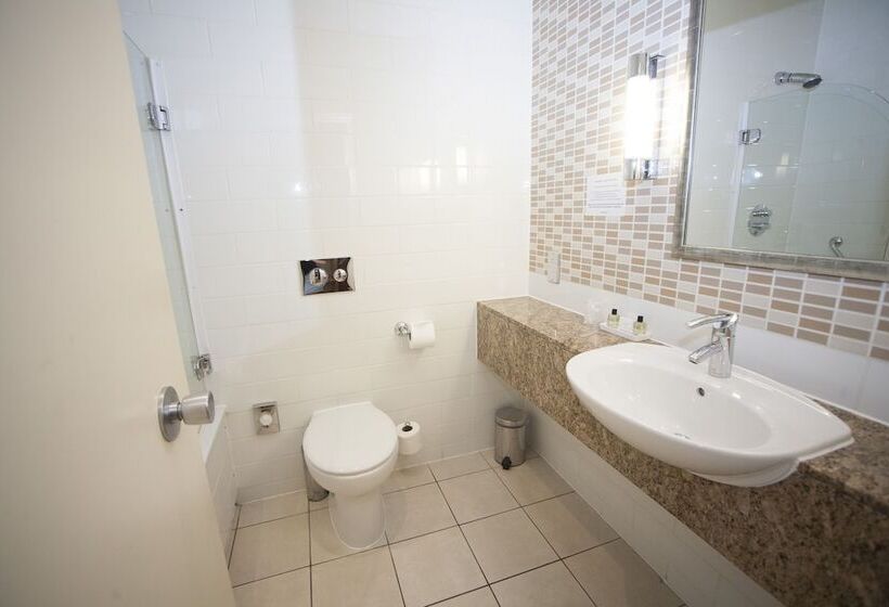 هتل Buckerell Lodge