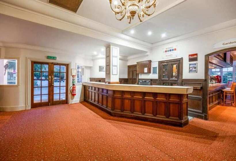 هتل Buckerell Lodge