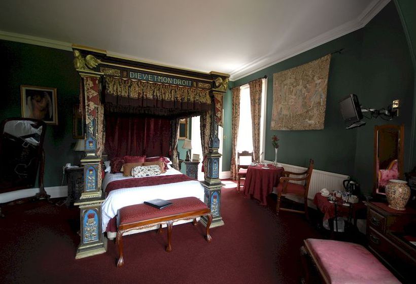 ホテル Comlongon Castle