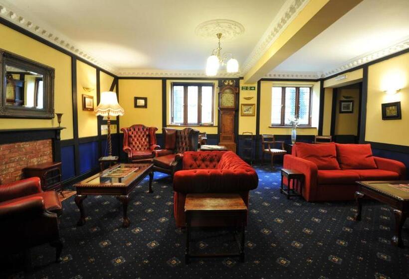 호텔 Crown & Cushion