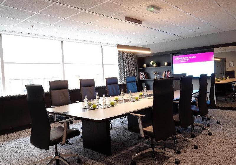 בית מלון כפרי Crowne Plaza Harrogate, An Ihg