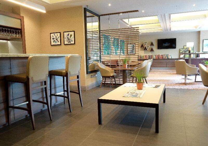 בית מלון כפרי Crowne Plaza Harrogate, An Ihg