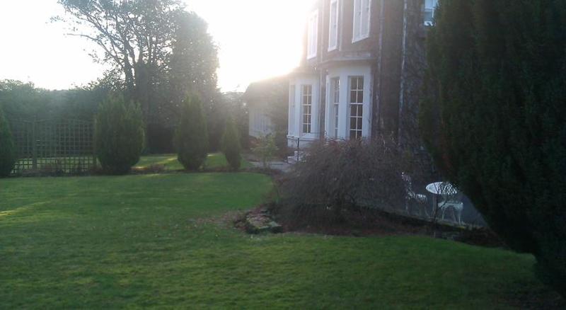فندق Dalmeny Park House