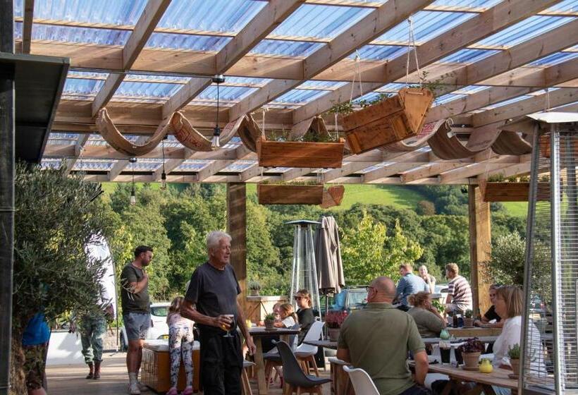 فندق Dartmoor Lodge