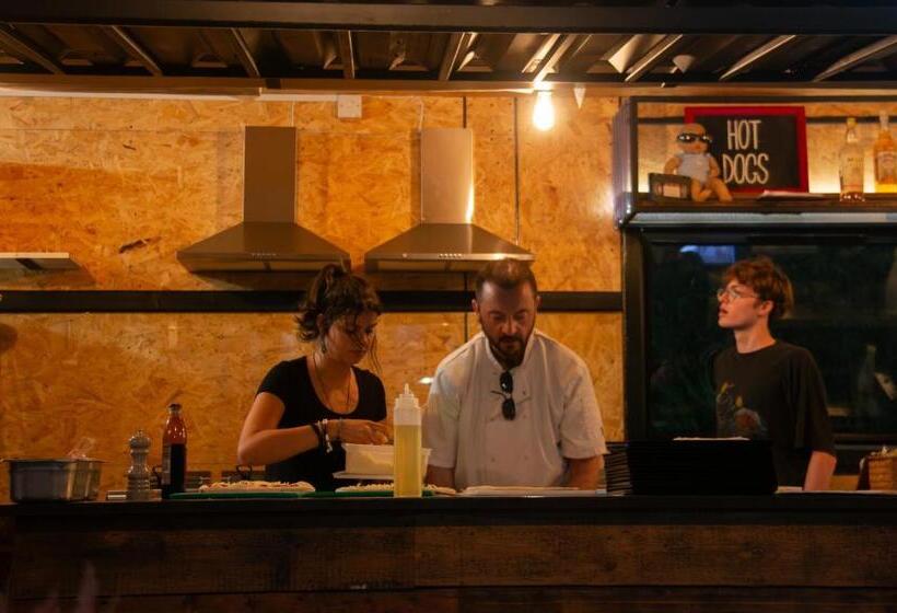 فندق Dartmoor Lodge