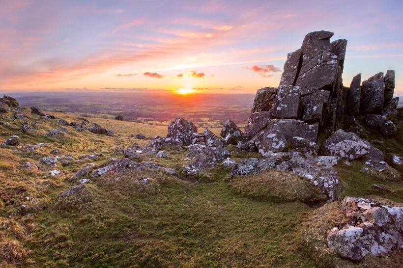فندق Dartmoor Lodge