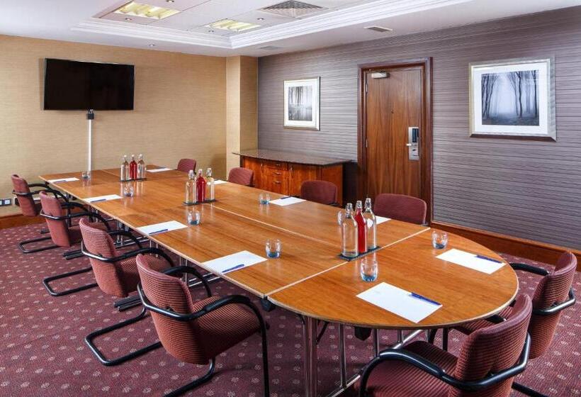 Delta Hotels By Marriott Cheltenham Chase